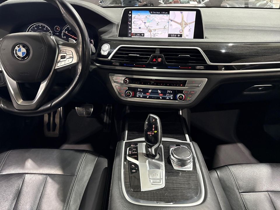 2019 BMW 740i