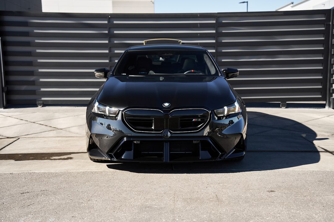 2025 BMW M5