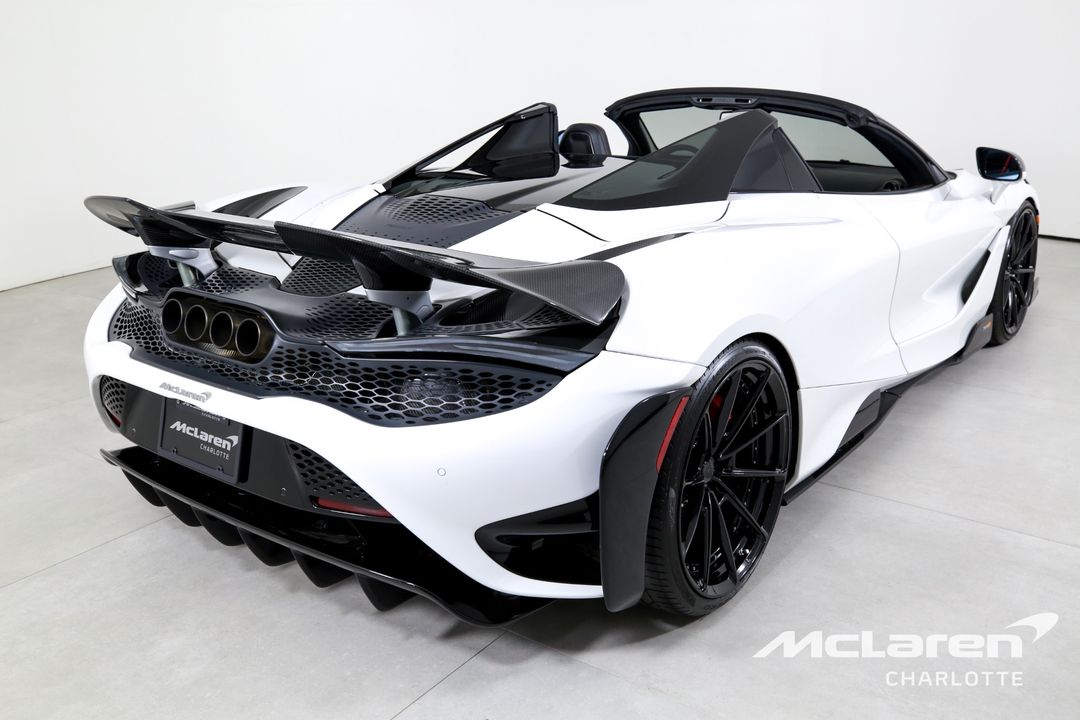 2022 McLaren 765LT Spider