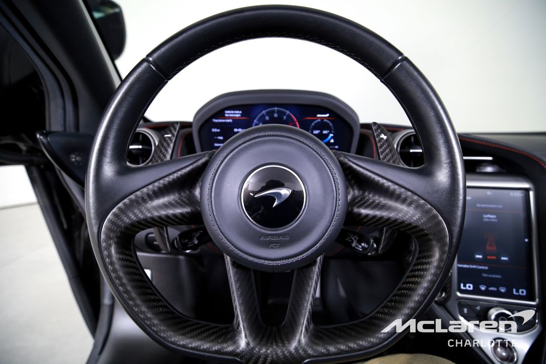 2022 McLaren 765LT Spider