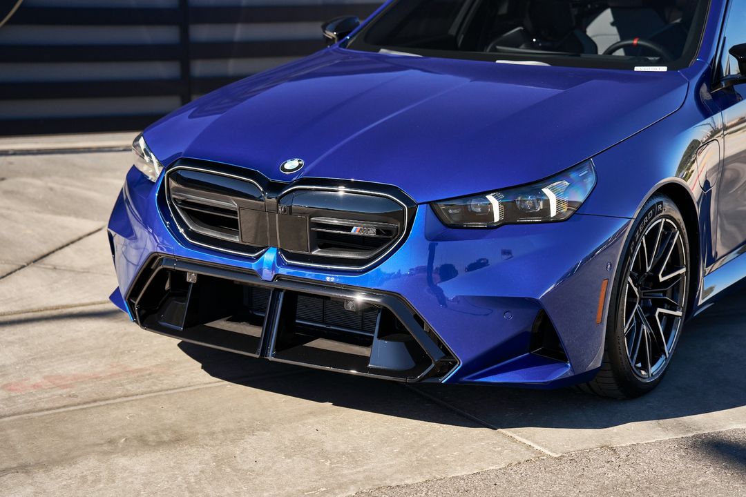 2025 BMW M5