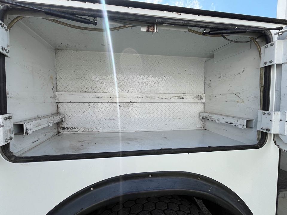 2015 Peterbilt 337 4x2 Service Truck