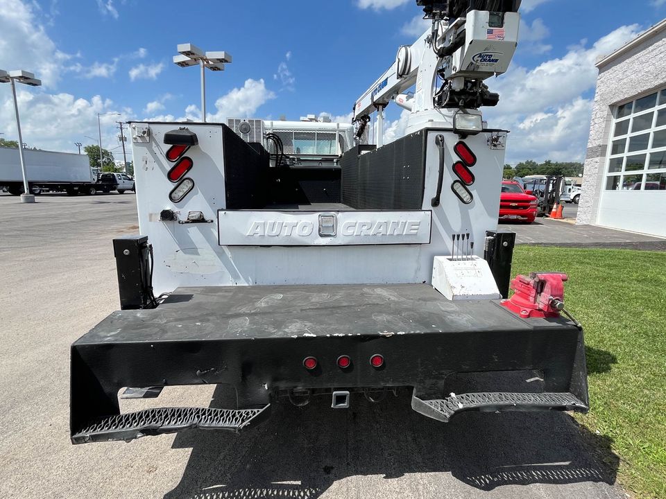 2015 Peterbilt 337 4x2 Service Truck