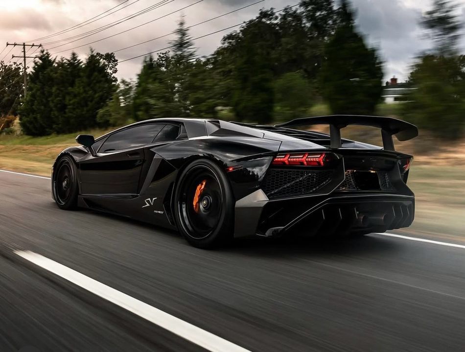 2017 Lamborghini Aventador