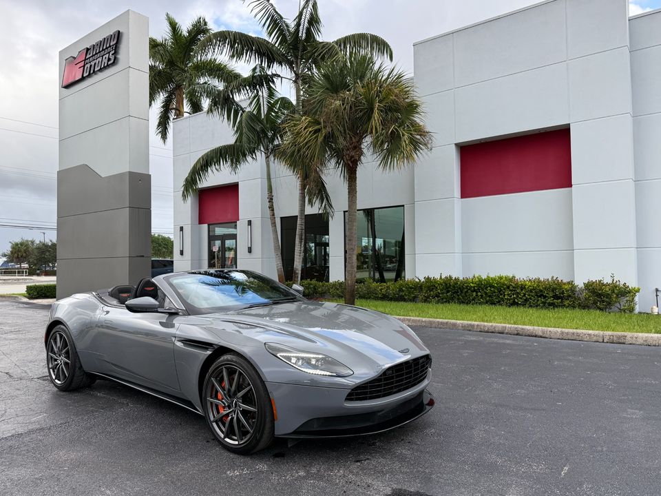 2021 Aston Martin DB11