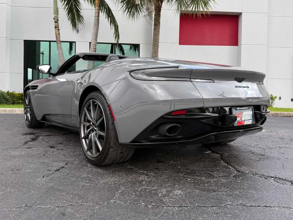 2021 Aston Martin DB11