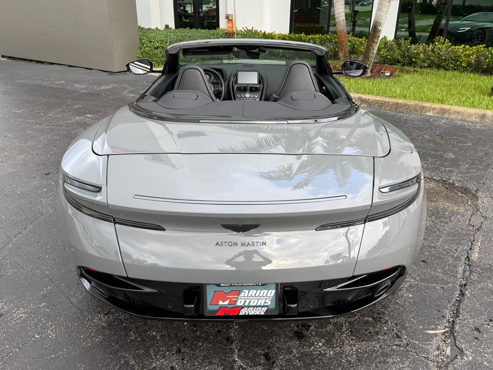 2021 Aston Martin DB11