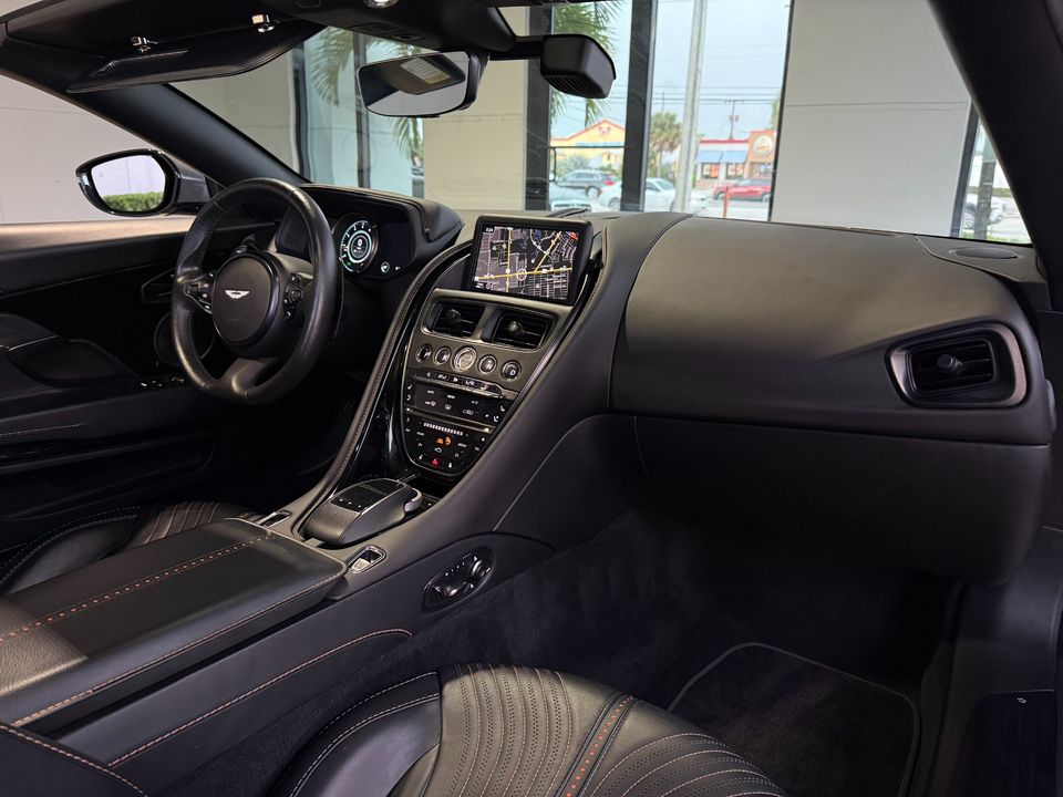 2021 Aston Martin DB11