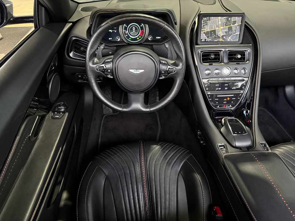 2021 Aston Martin DB11