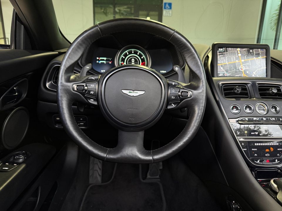 2021 Aston Martin DB11