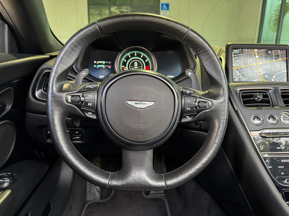 2021 Aston Martin DB11