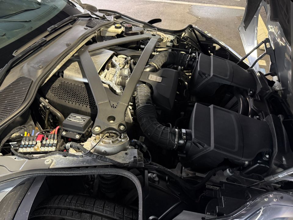 2021 Aston Martin DB11