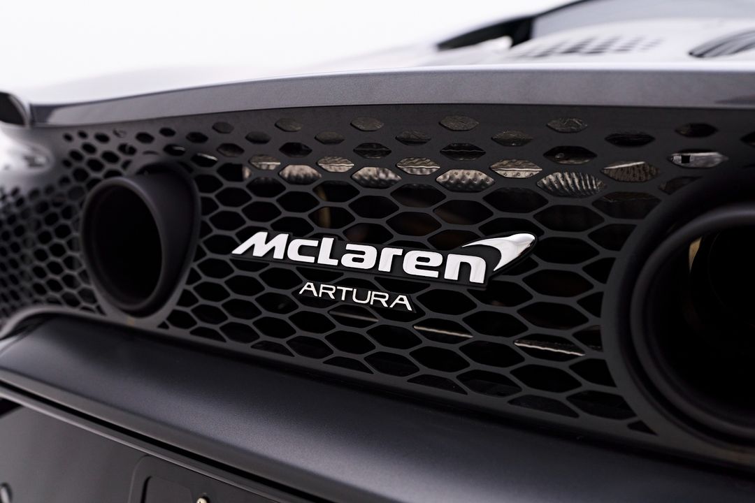 2023 McLaren Artura