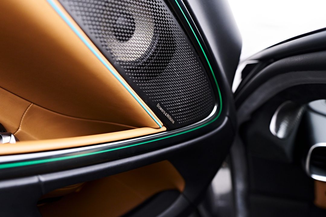 2023 McLaren Artura