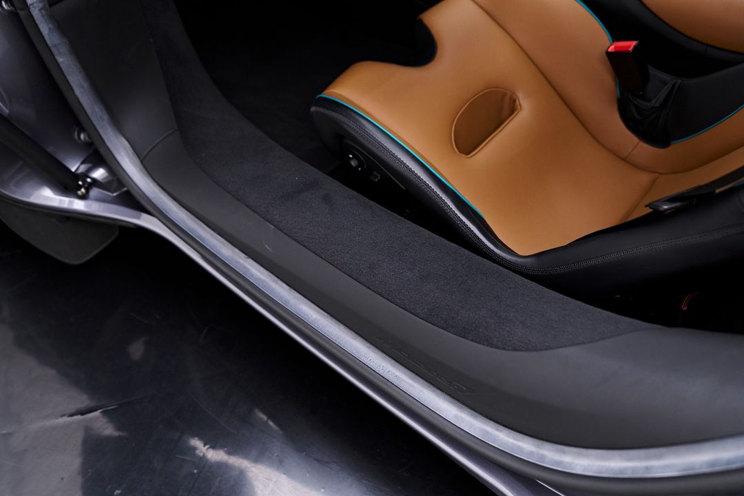 2023 McLaren Artura
