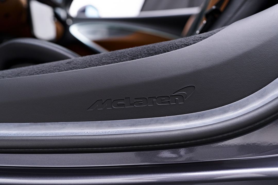 2023 McLaren Artura