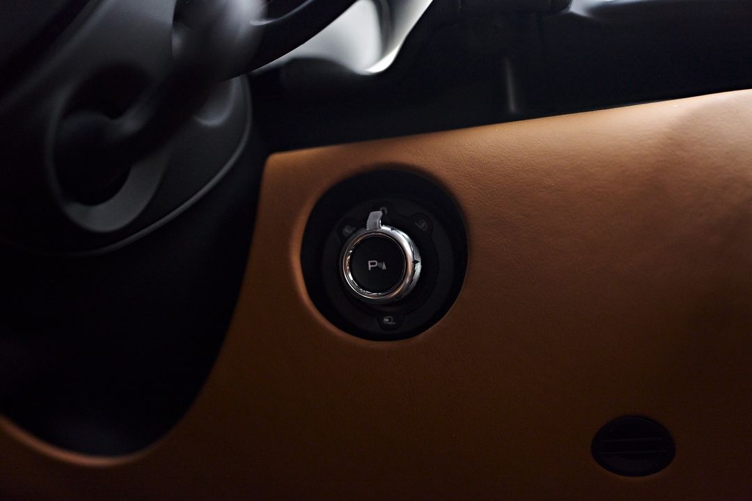2023 McLaren Artura