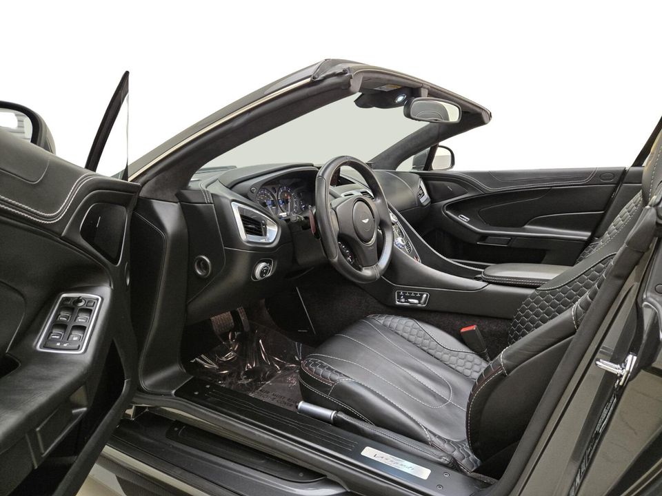 2015 Aston Martin Vanquish