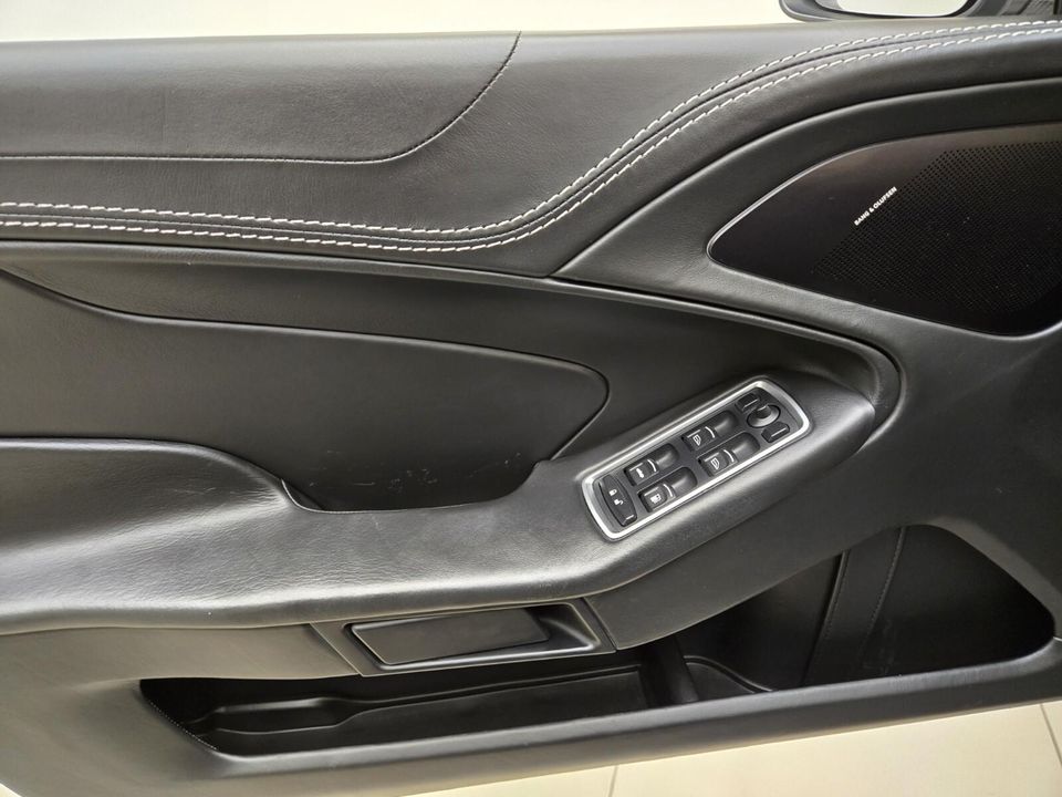 2015 Aston Martin Vanquish