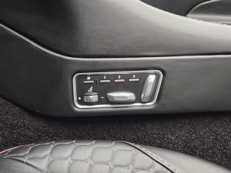 2015 Aston Martin Vanquish