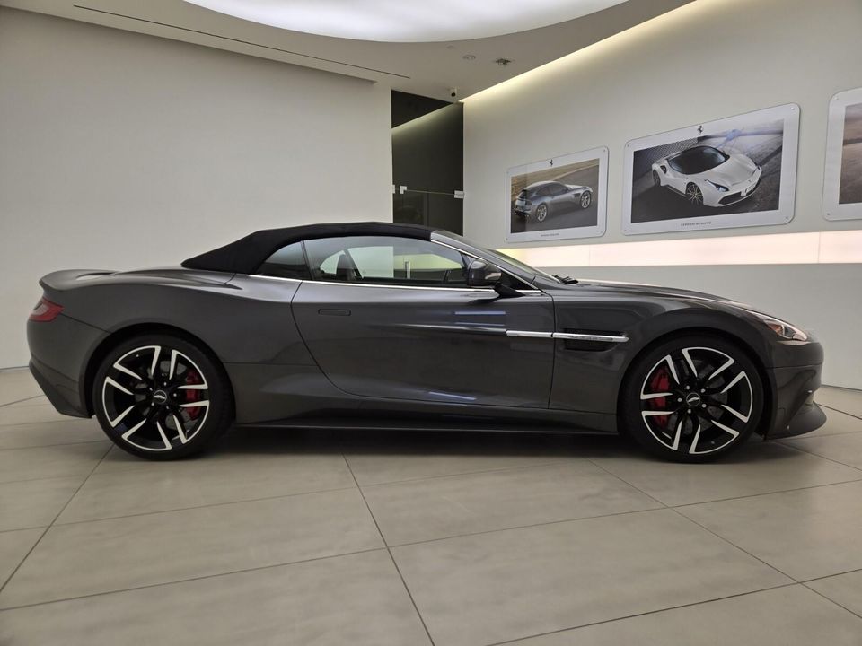 2015 Aston Martin Vanquish