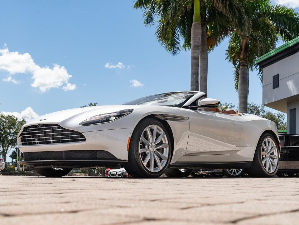 2019 Aston Martin DB11