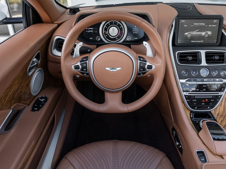 2019 Aston Martin DB11
