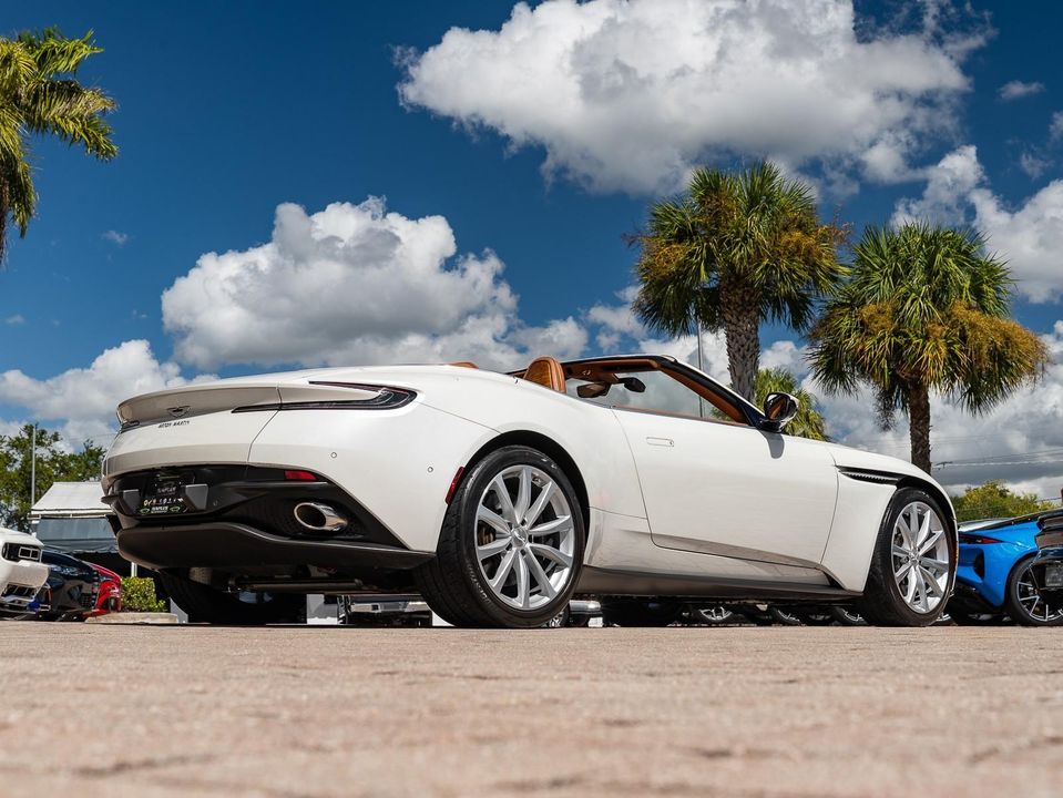 2019 Aston Martin DB11