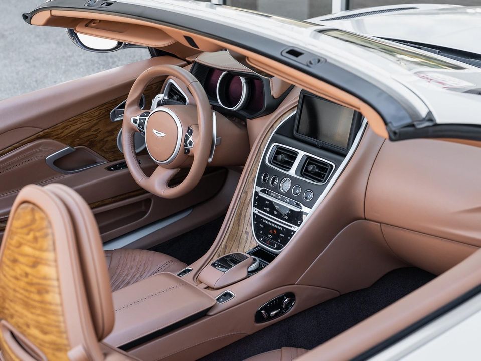 2019 Aston Martin DB11