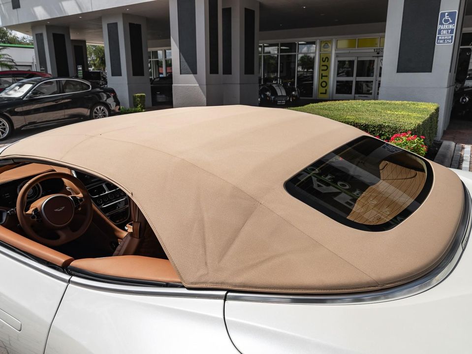 2019 Aston Martin DB11