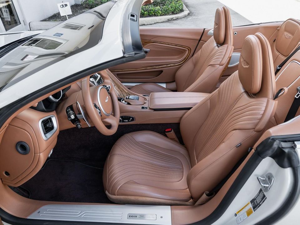 2019 Aston Martin DB11