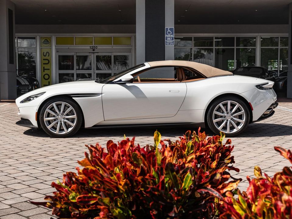 2019 Aston Martin DB11