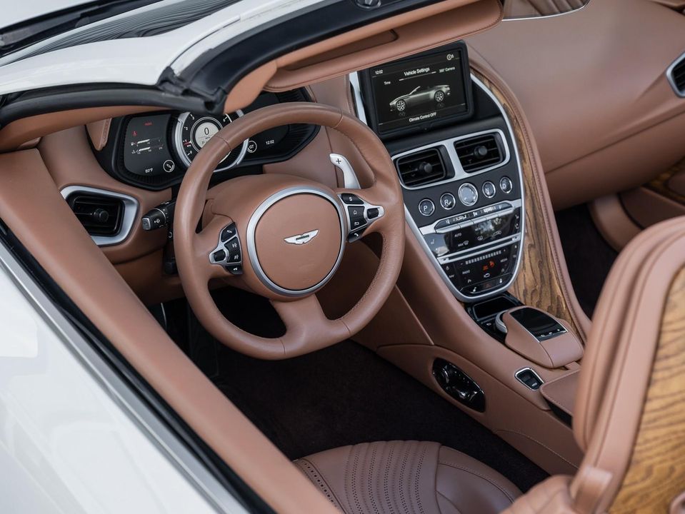 2019 Aston Martin DB11