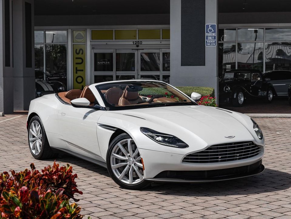 2019 Aston Martin DB11