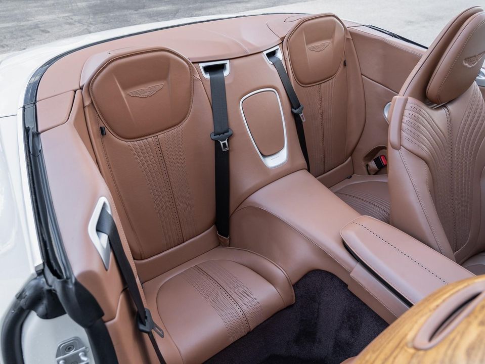 2019 Aston Martin DB11
