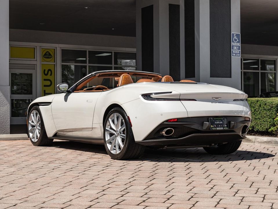 2019 Aston Martin DB11