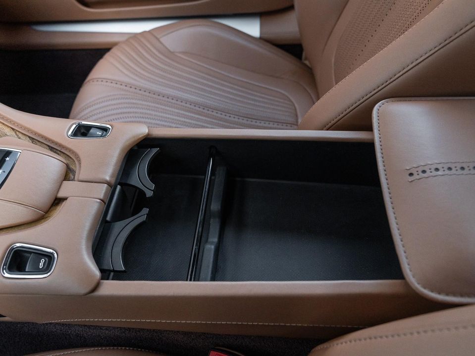 2019 Aston Martin DB11