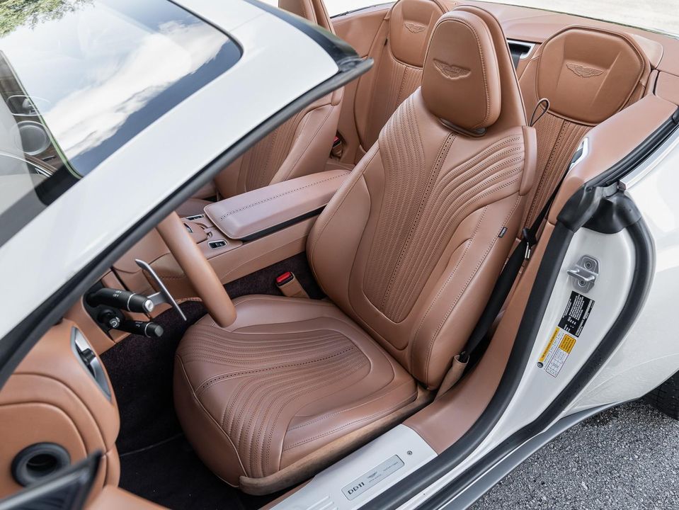 2019 Aston Martin DB11