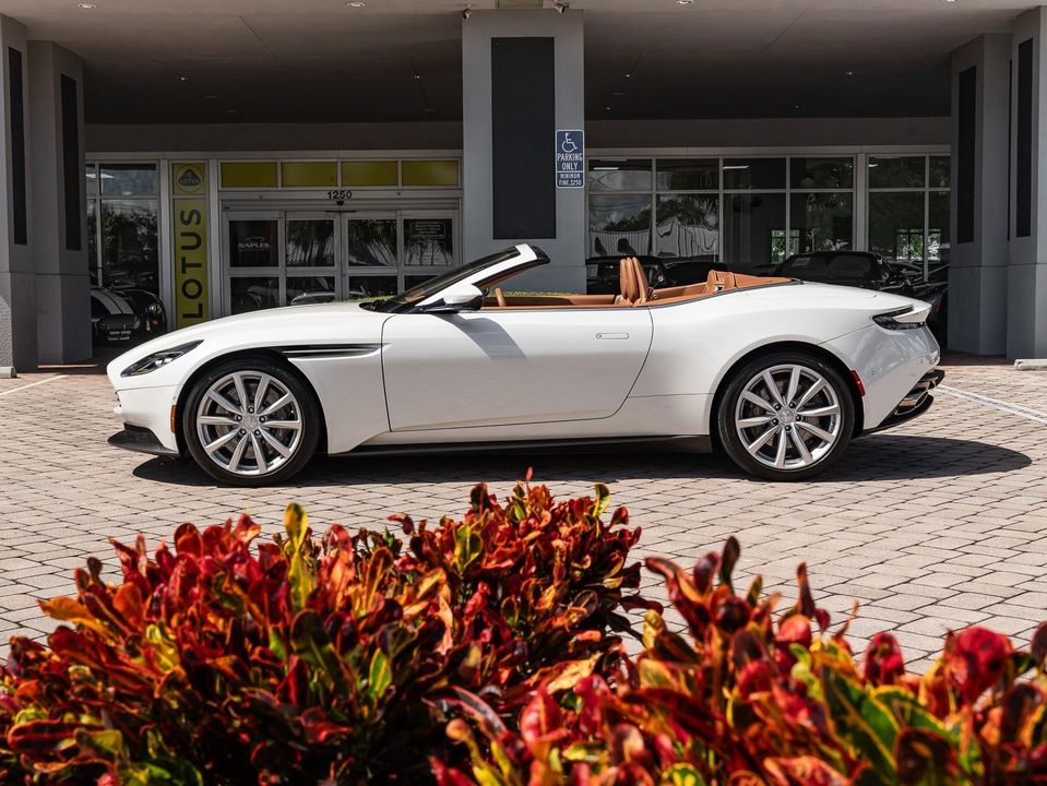 2019 Aston Martin DB11