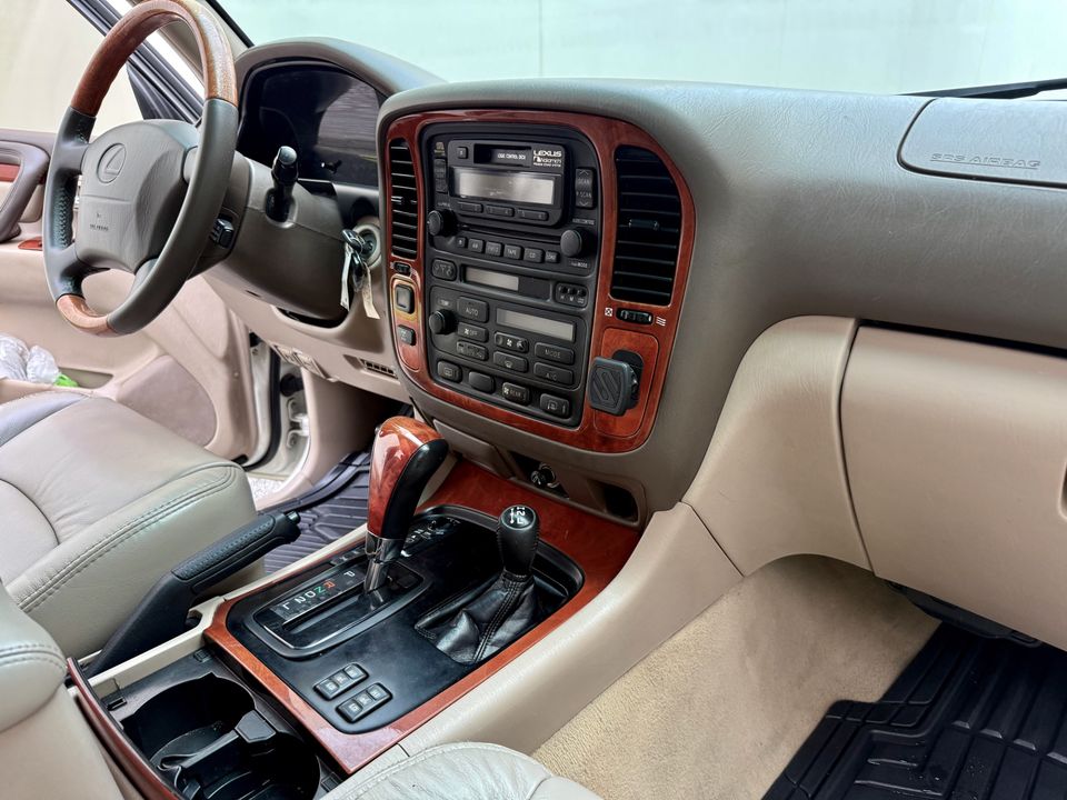 2000 Lexus LX 470 FRESH BUILD CALI CLEAN CARFAX BEAUTIFUL