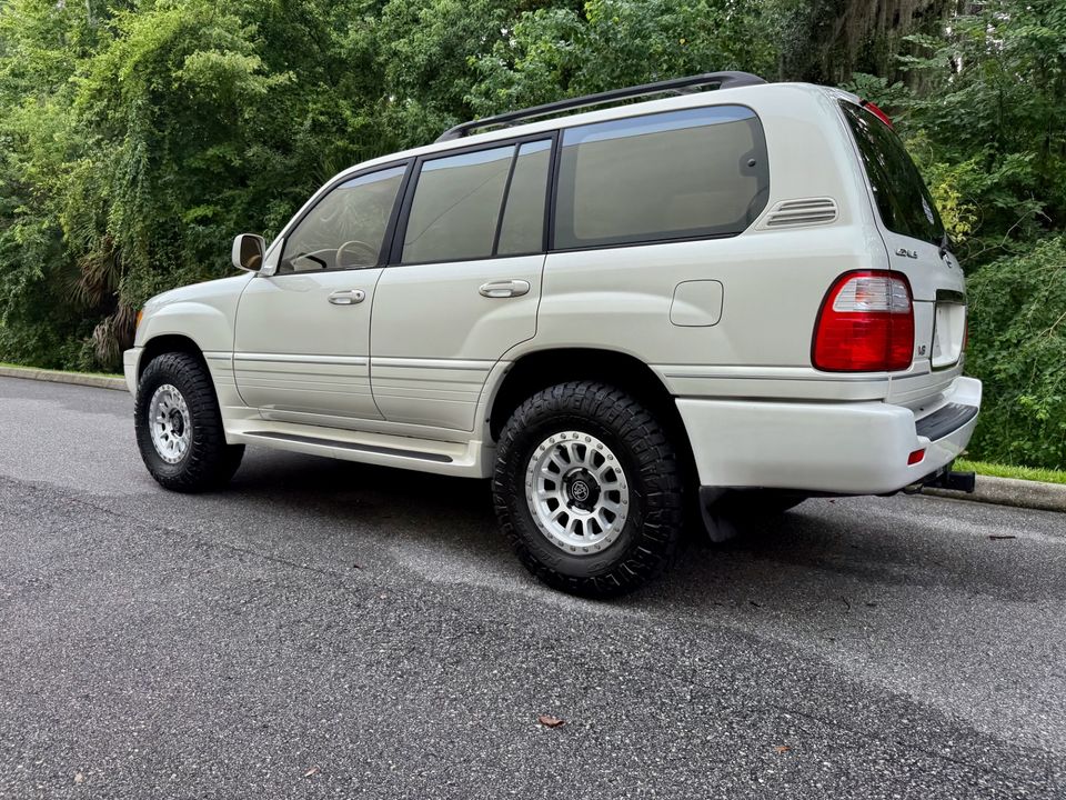 2000 Lexus LX 470 FRESH BUILD CALI CLEAN CARFAX BEAUTIFUL