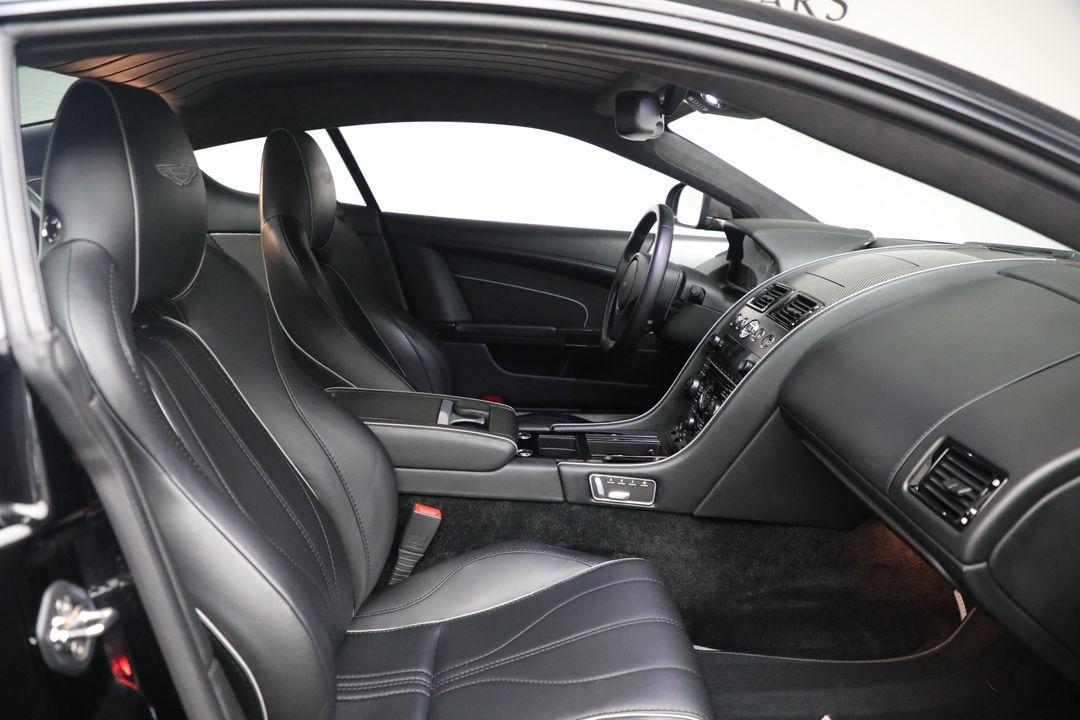 2015 Aston Martin DB9