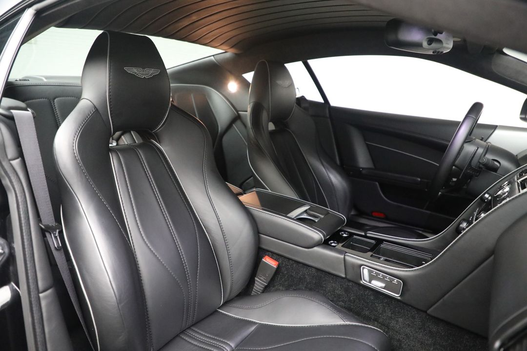 2015 Aston Martin DB9