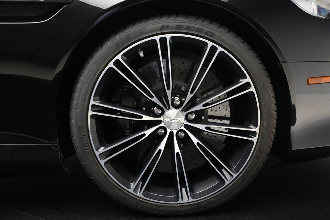 2015 Aston Martin DB9
