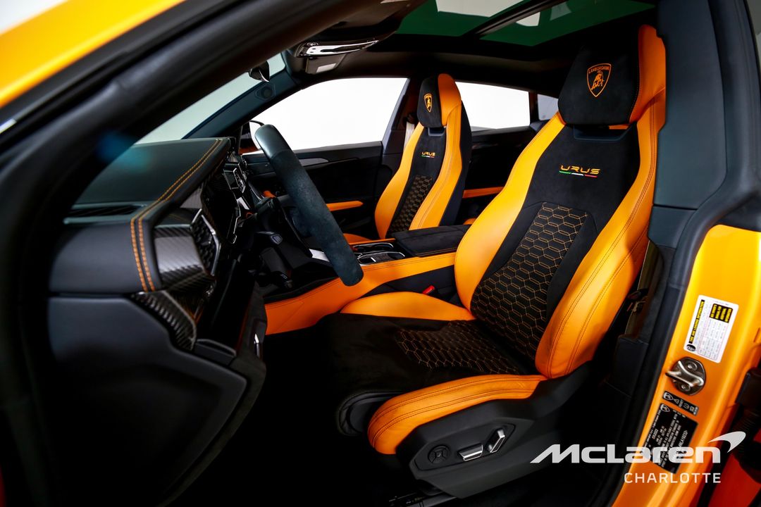 2022 Lamborghini Urus