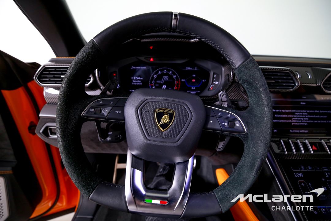 2022 Lamborghini Urus