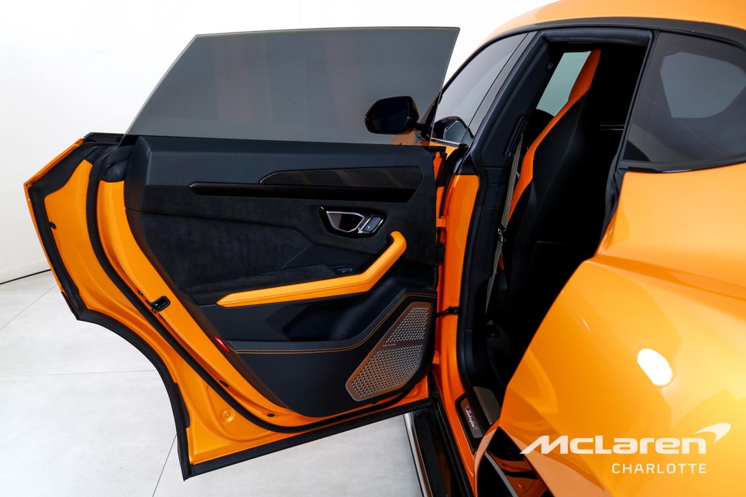 2022 Lamborghini Urus
