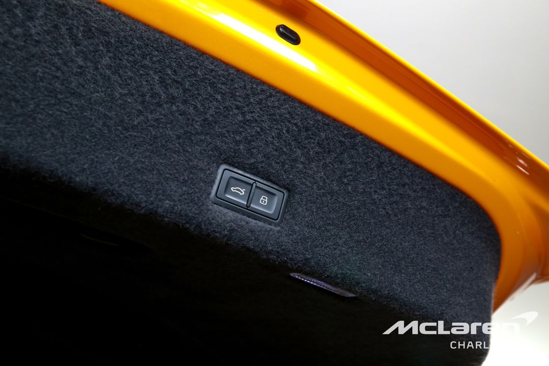 2022 Lamborghini Urus