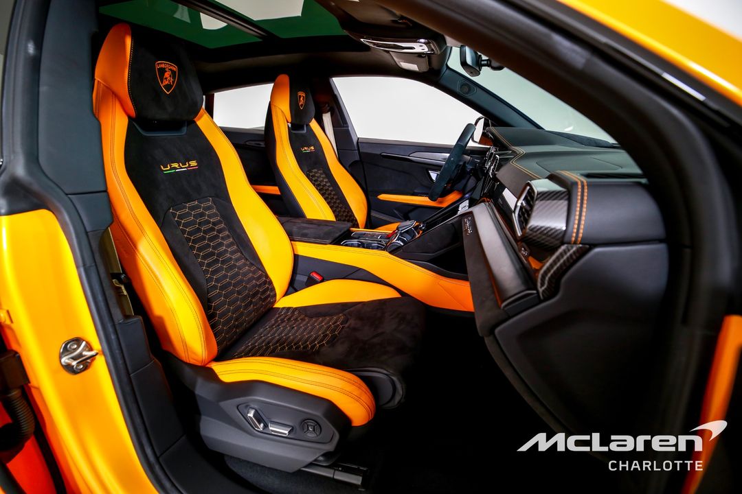 2022 Lamborghini Urus