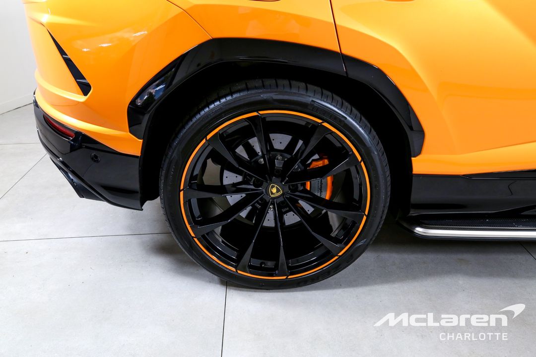 2022 Lamborghini Urus